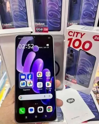 Itel City 100 128Gb purple
