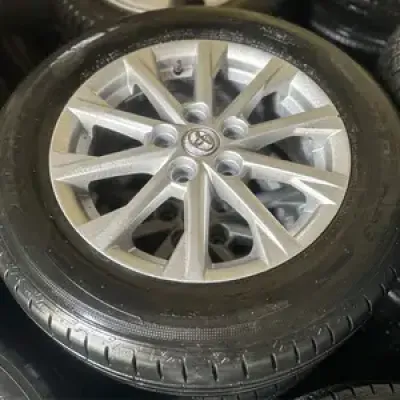 Накладка бампер Toyota 55