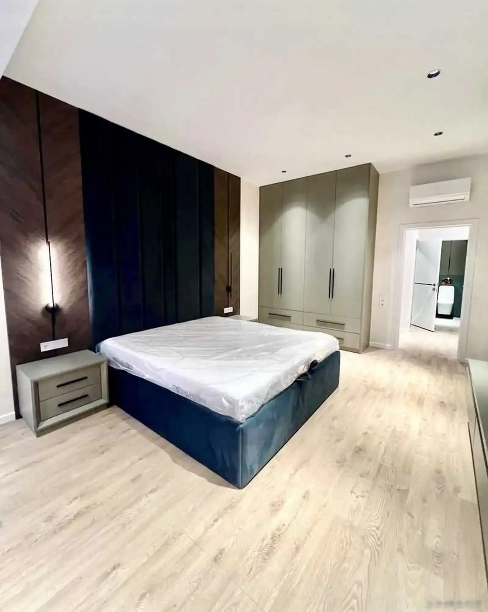 2-комн. квартира, 12 этаж, 115м², ЦУМ — миниатюра 2