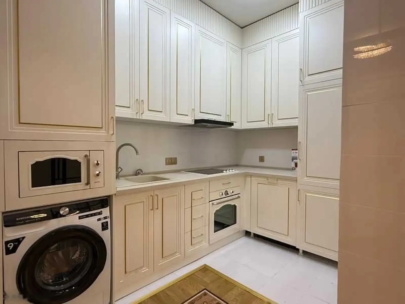 3-комн. квартира, 10 этаж, 103м², цум доми Шох палас