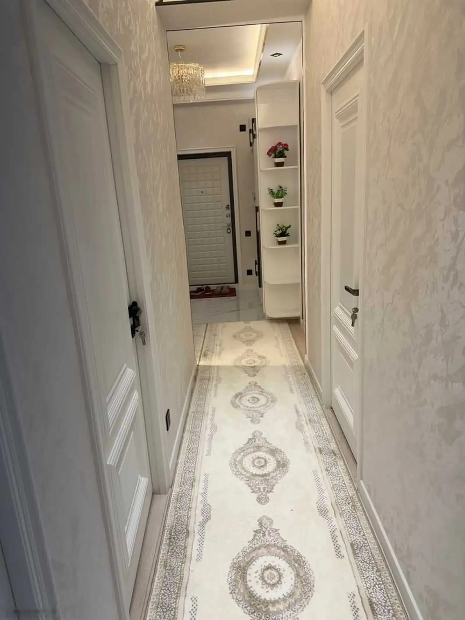 3-комн. квартира, 9 этаж, 65м², 82 мкр — миниатюра 1