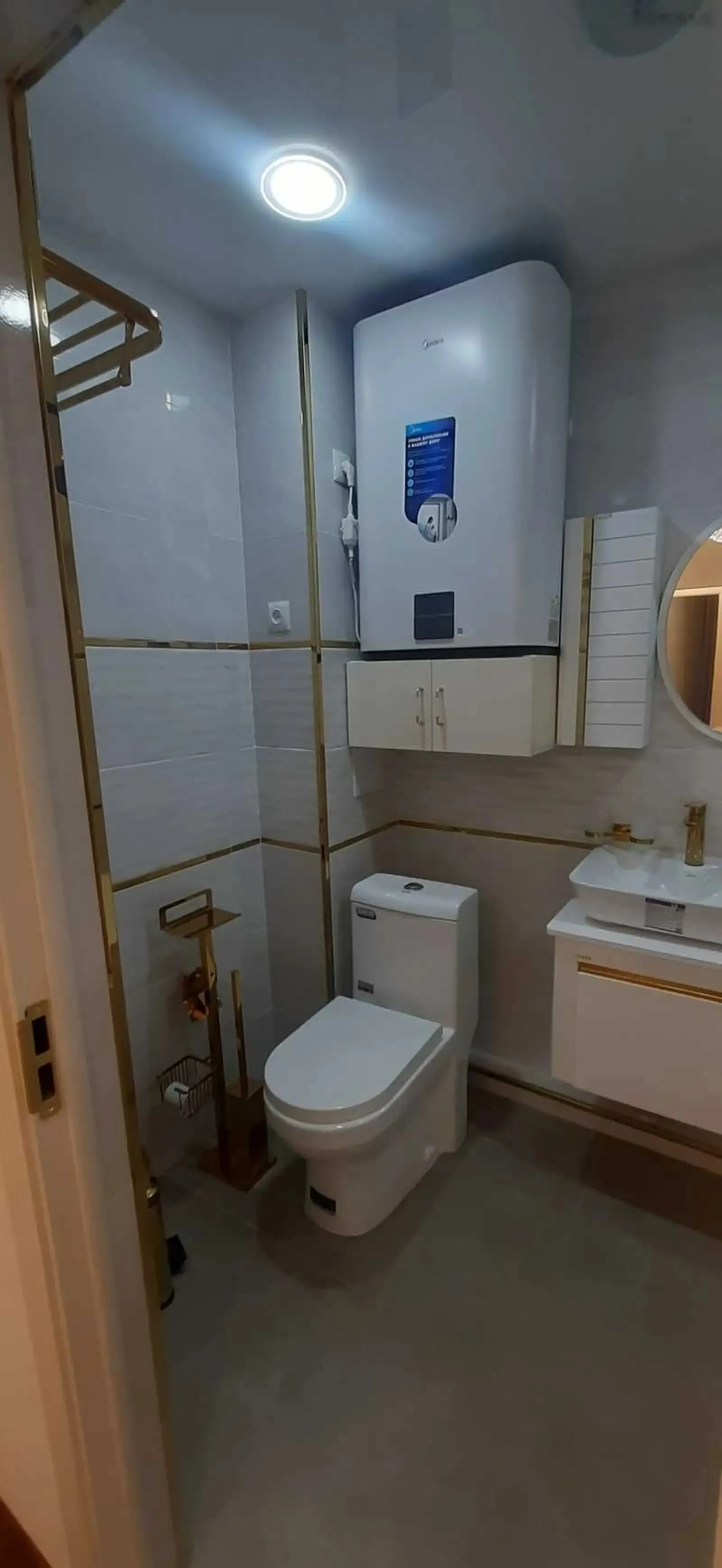 3-комн. квартира, 2 этаж, 76м², Исмоили Сомони — миниатюра 15