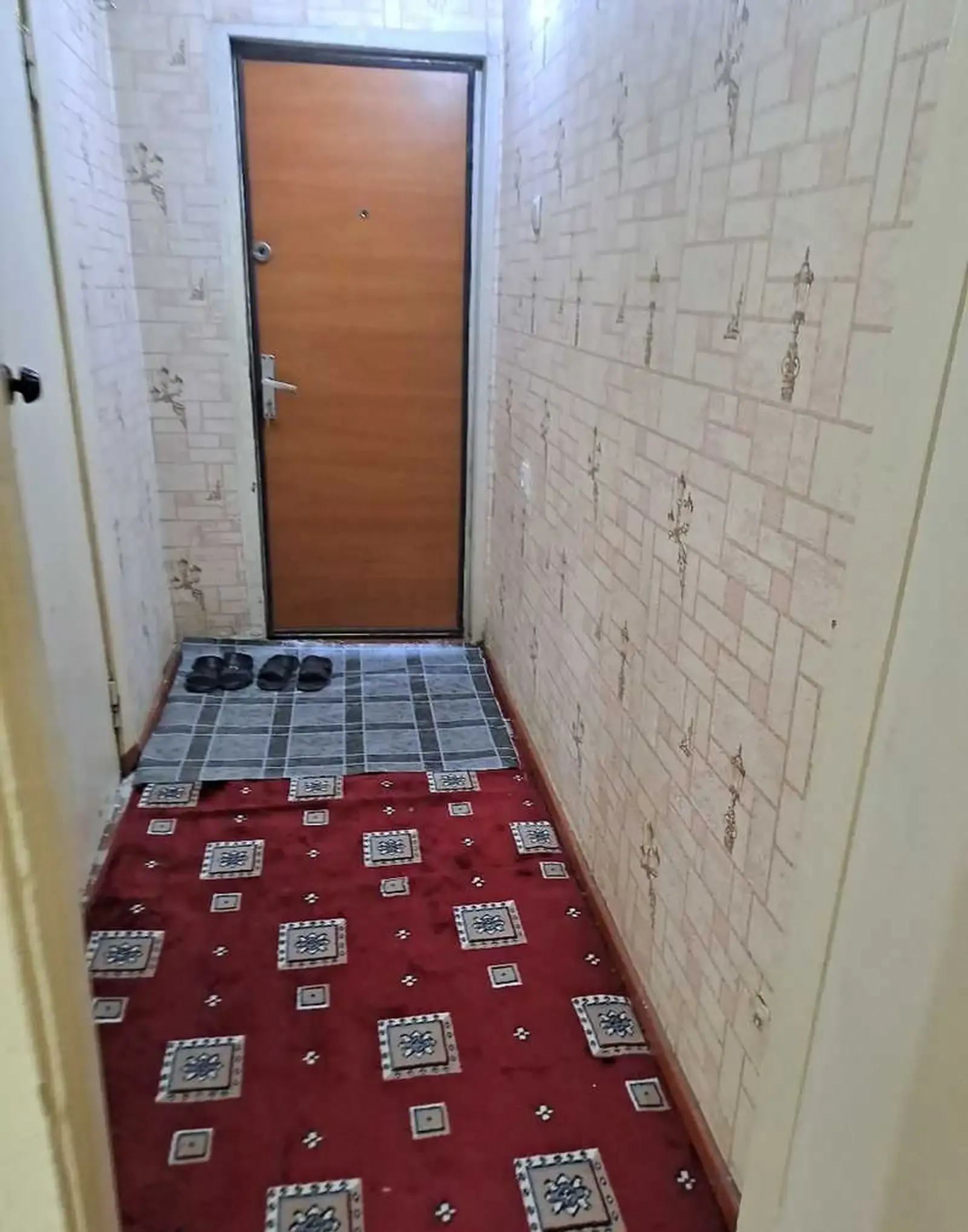 1-комн. квартира, 4 этаж, 45 м², Городок — миниатюра 1