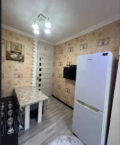 2-комн. квартира, 4 этаж, 60м², Сино 92мкр — миниатюра 10