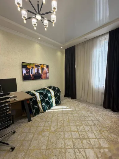 3-комн. квартира, 13 этаж, 85 м², И. Сомони — миниатюра 4