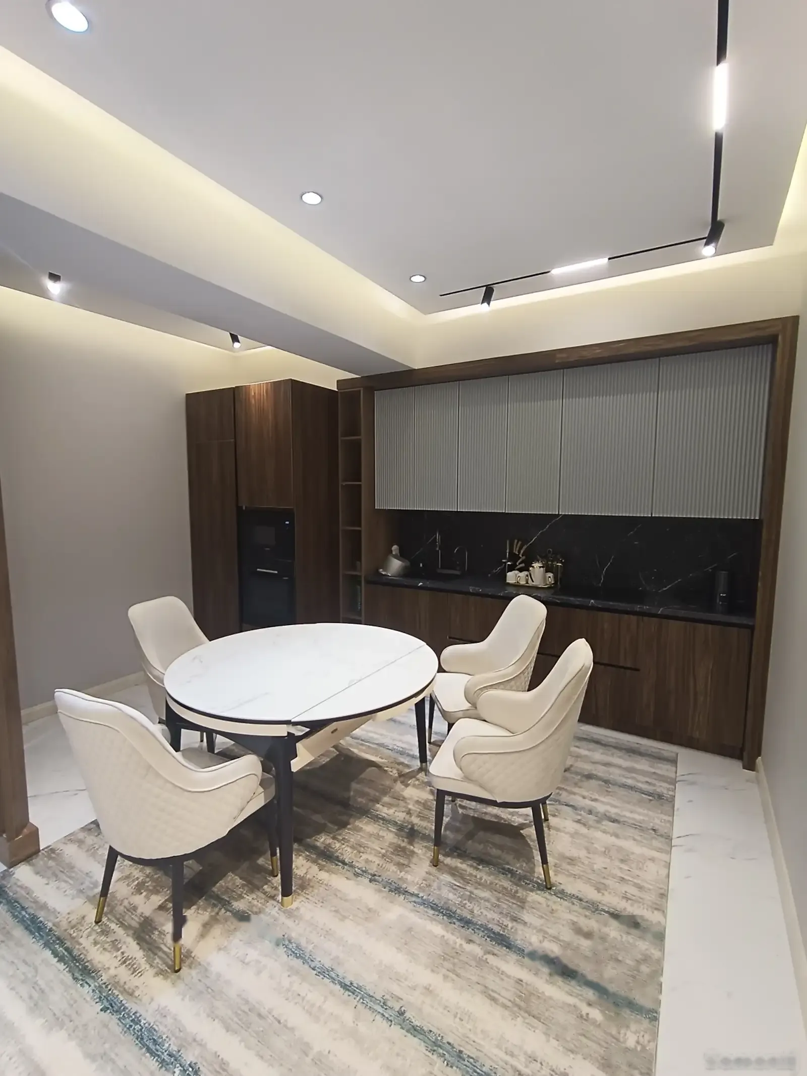 2-комн. квартира, 11 этаж, 76м², Шохмансур — миниатюра 3