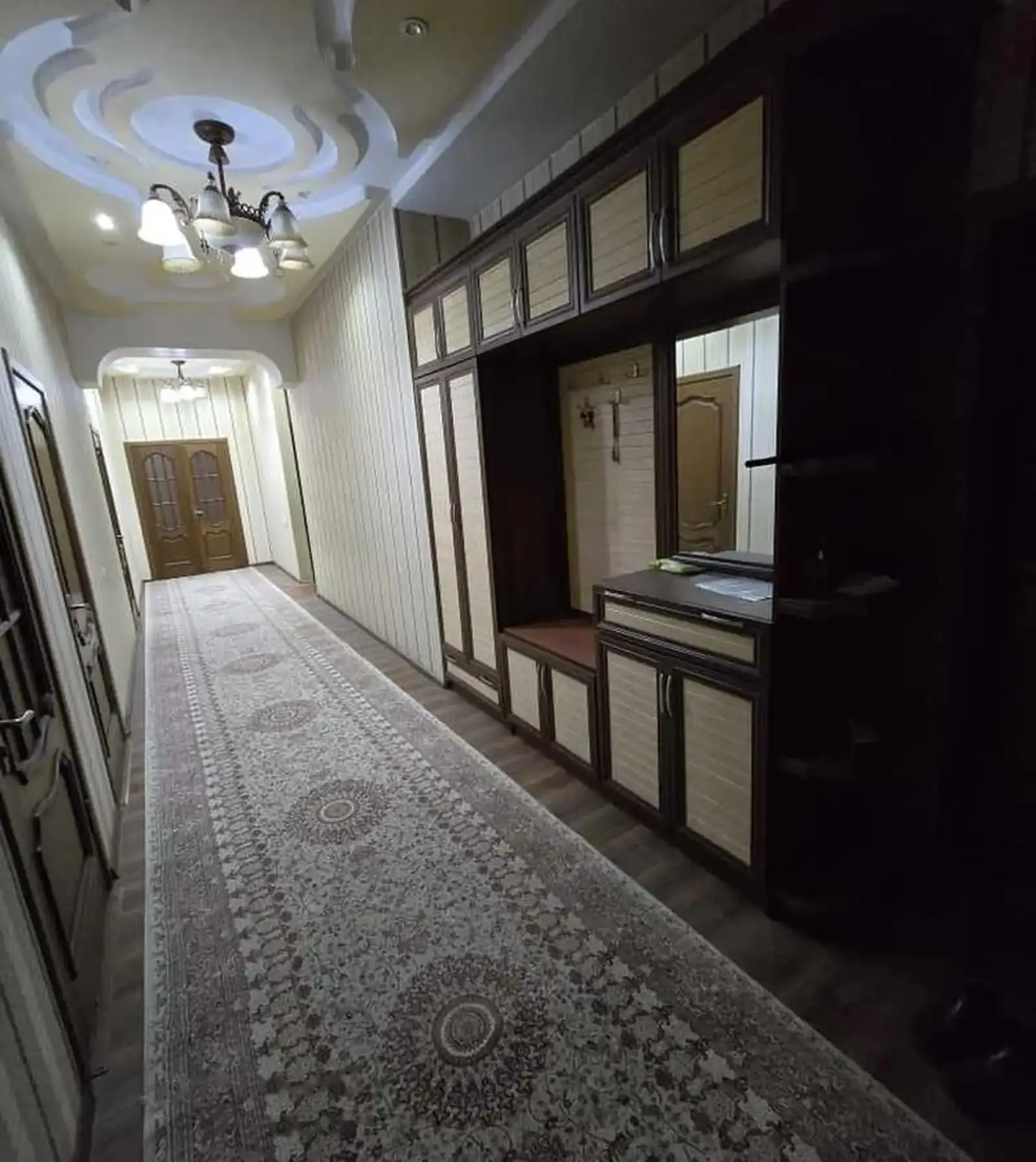 3-комн. квартира, 2 этаж, 130м², роддом — миниатюра 3