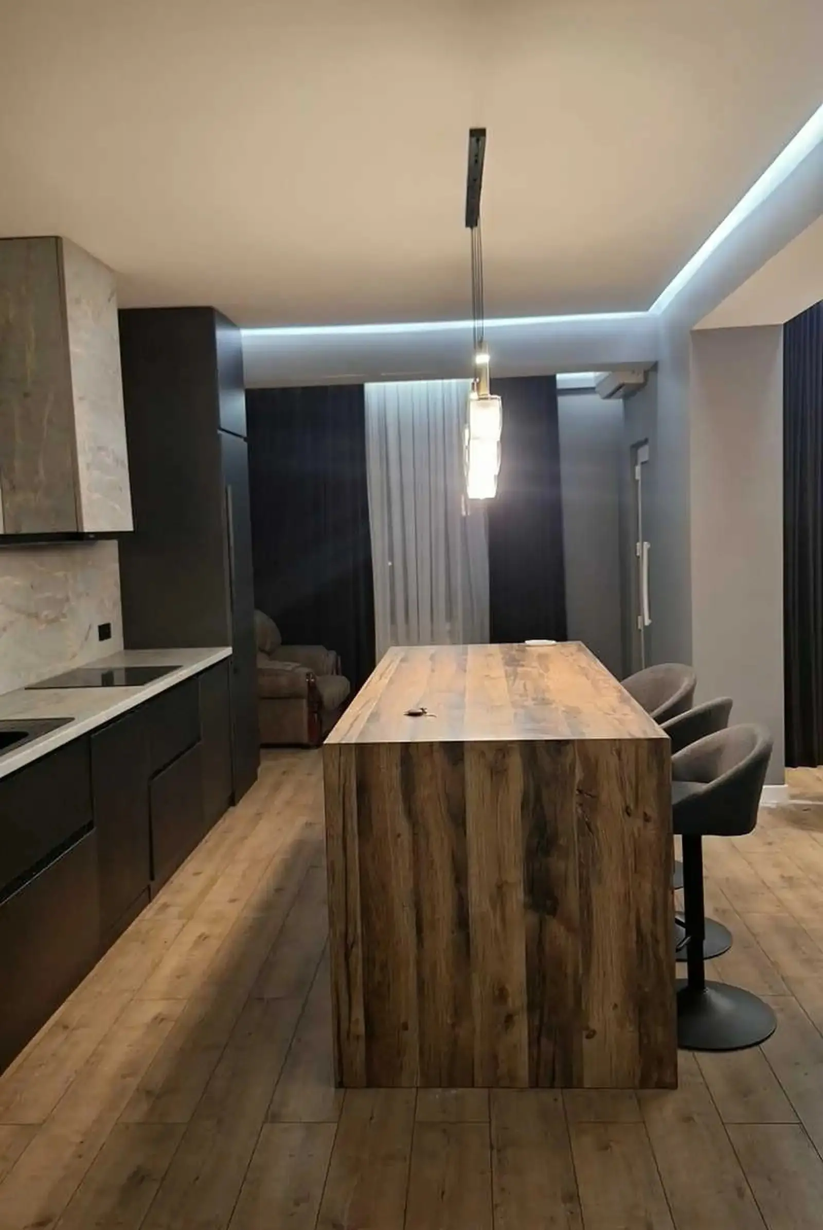 3-комн. квартира, 3 этаж, 110м², Оперка — миниатюра 8