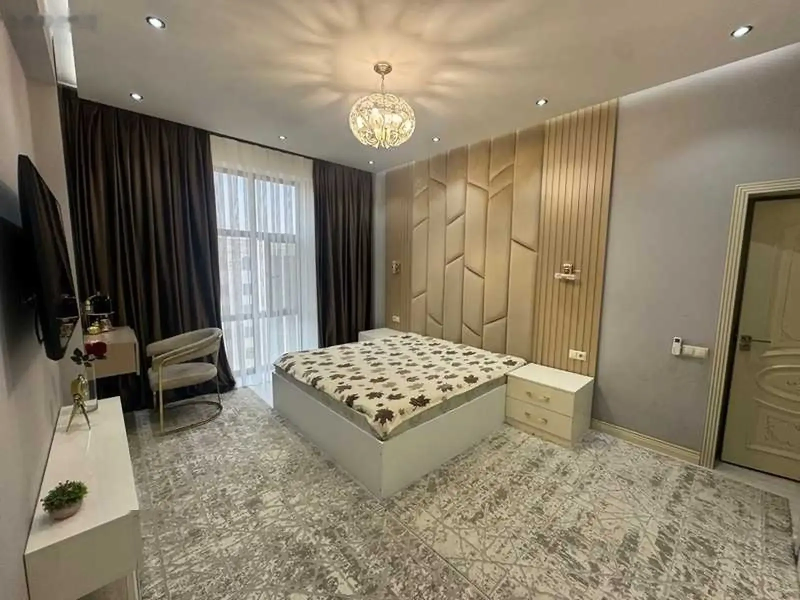 2-комн. квартира, 17 этаж, 97м², Шохмансур — миниатюра 1