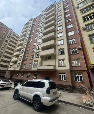 3-комн. квартира, 2 этаж, 83 м², сино