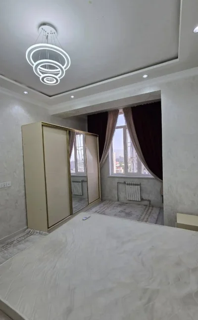 3-комн. квартира, 16 этаж, 88 м², Фирдавси Маладёжни — миниатюра 2