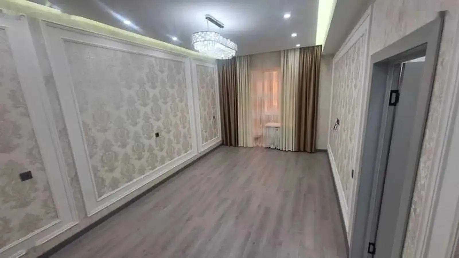3-комн. квартира, 7 этаж, 106м², И.Сомонӣ Кохи Борбард — миниатюра 1