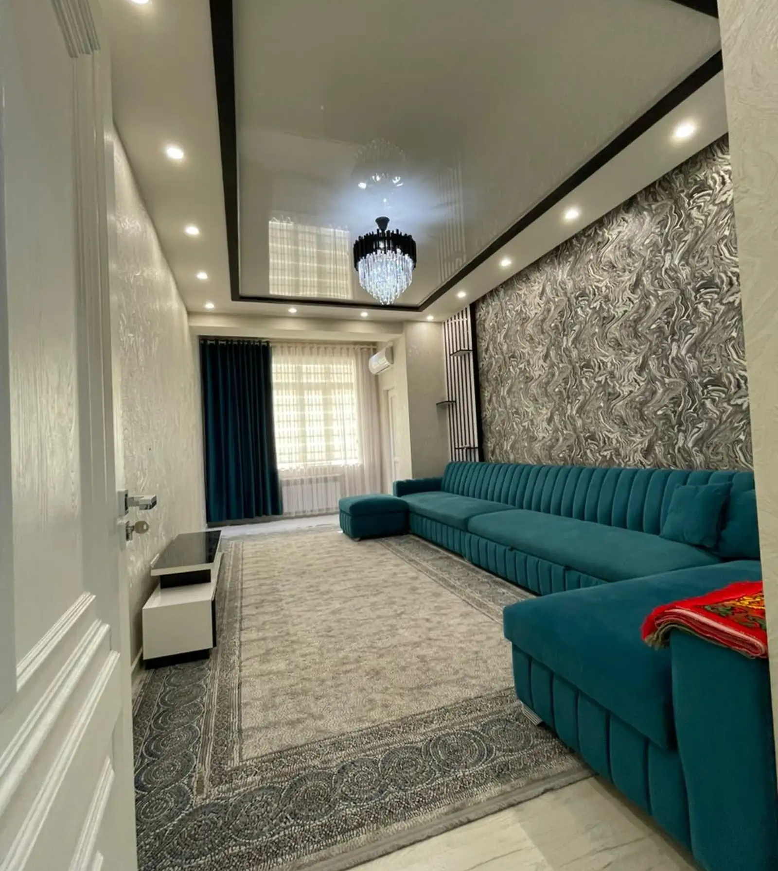 2-комн. квартира, 13 этаж, 85м², Шохмансур Садбарг дом книжный мир Гелос
