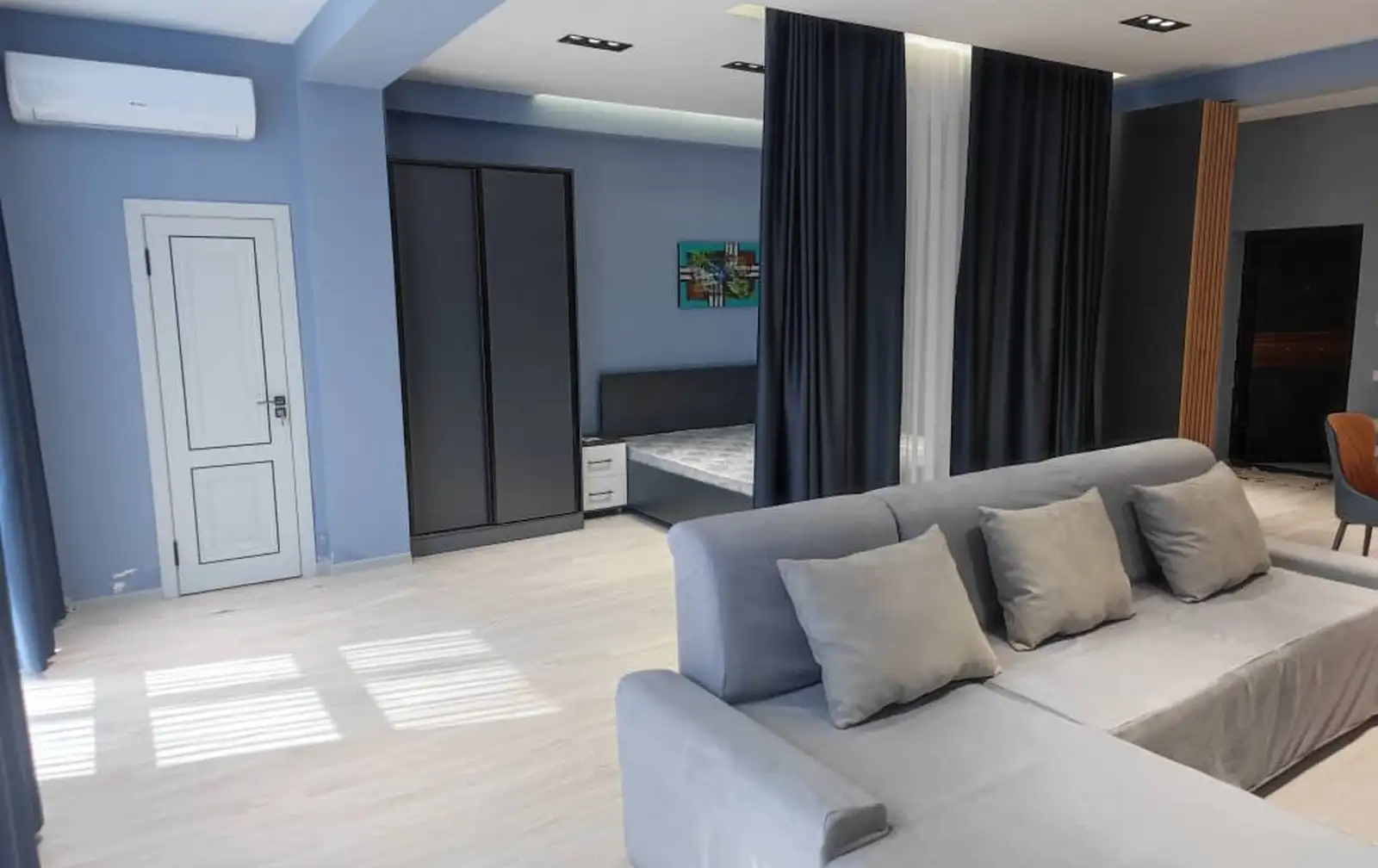 1-комн. квартира, 5 этаж, 50 м², Садбарг дом книжный мир Гелос — миниатюра 4