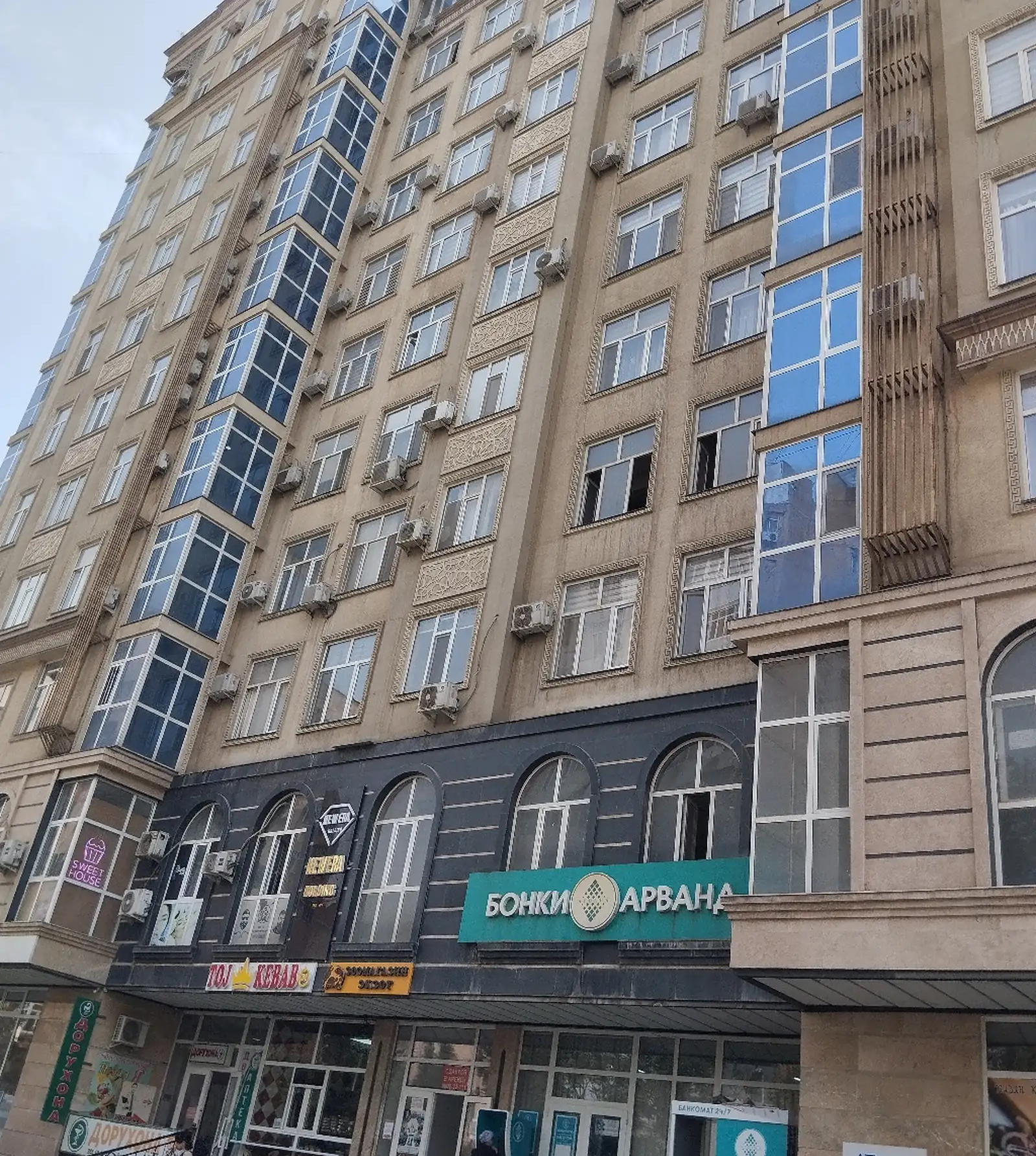 2-комн. квартира, 9 этаж, 65м², Шохмансур, Садбарг, доми Супермаркет Кавсар — миниатюра 8