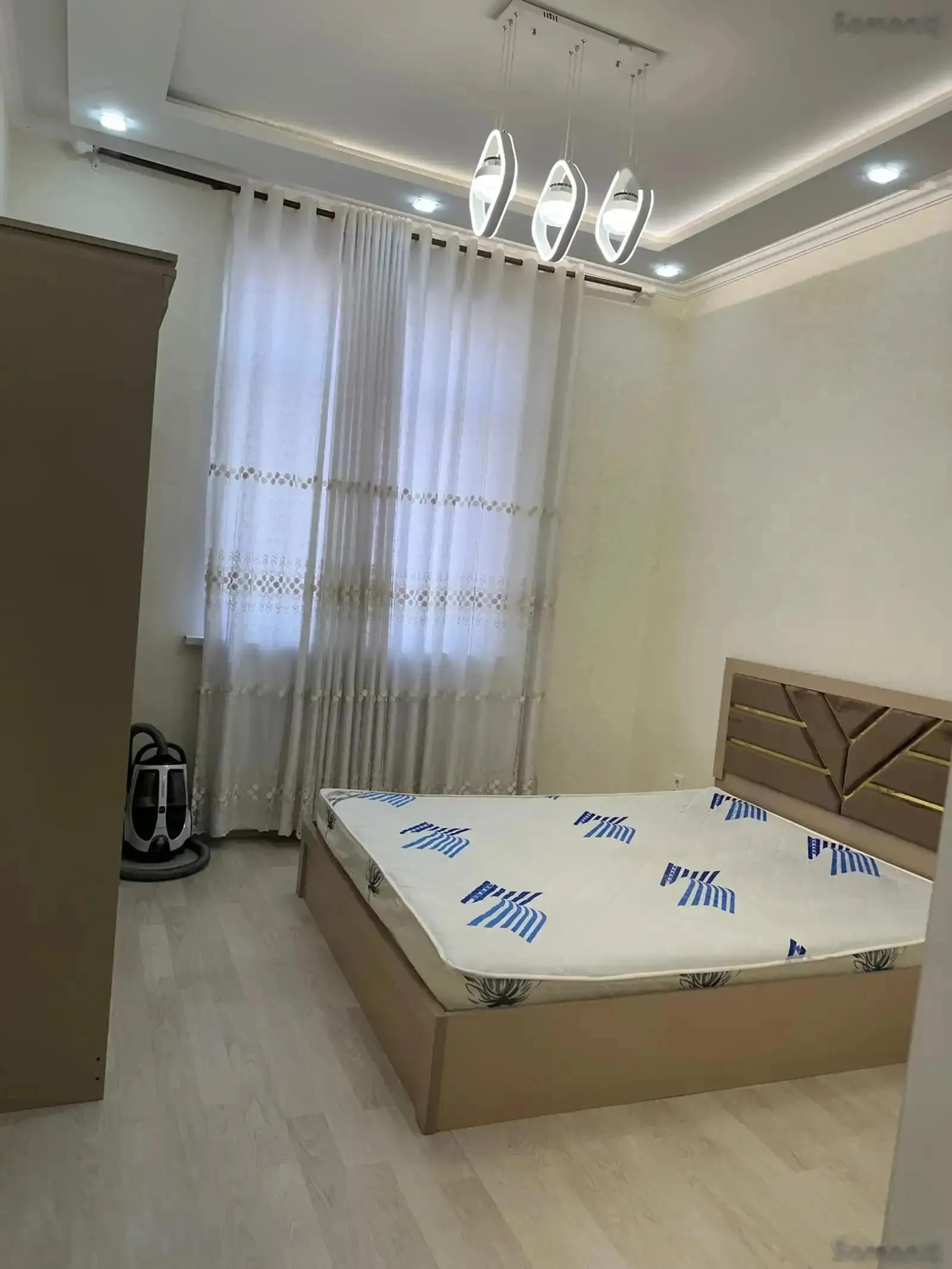 2-комн. квартира, 15 этаж, 56м², И.Сомони — миниатюра 1