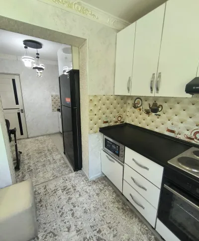 3-комн. квартира, 4 этаж, 58 м², Сино 101мкр — миниатюра 8