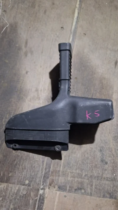 Бачок воздух заборник Kia k5