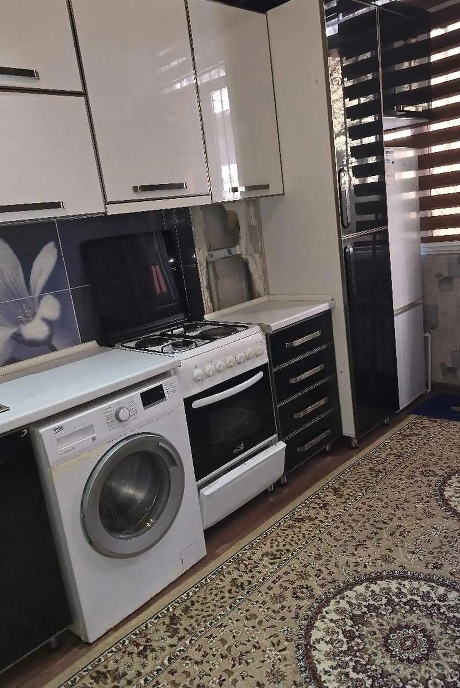 2-комн. квартира, 2 этаж, 78м², 82 мкр — миниатюра 1