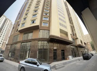 4-комн. квартира, 13 этаж, 164 м², И Сомони — миниатюра 1