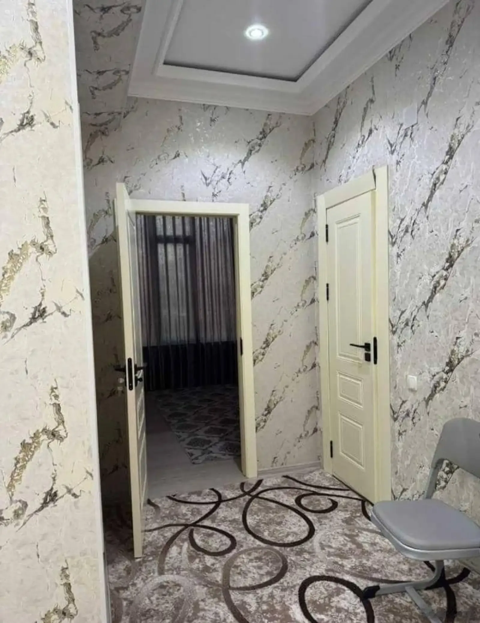 2-комн. квартира, 2 этаж, 65м², 18 микрорайон — миниатюра 6