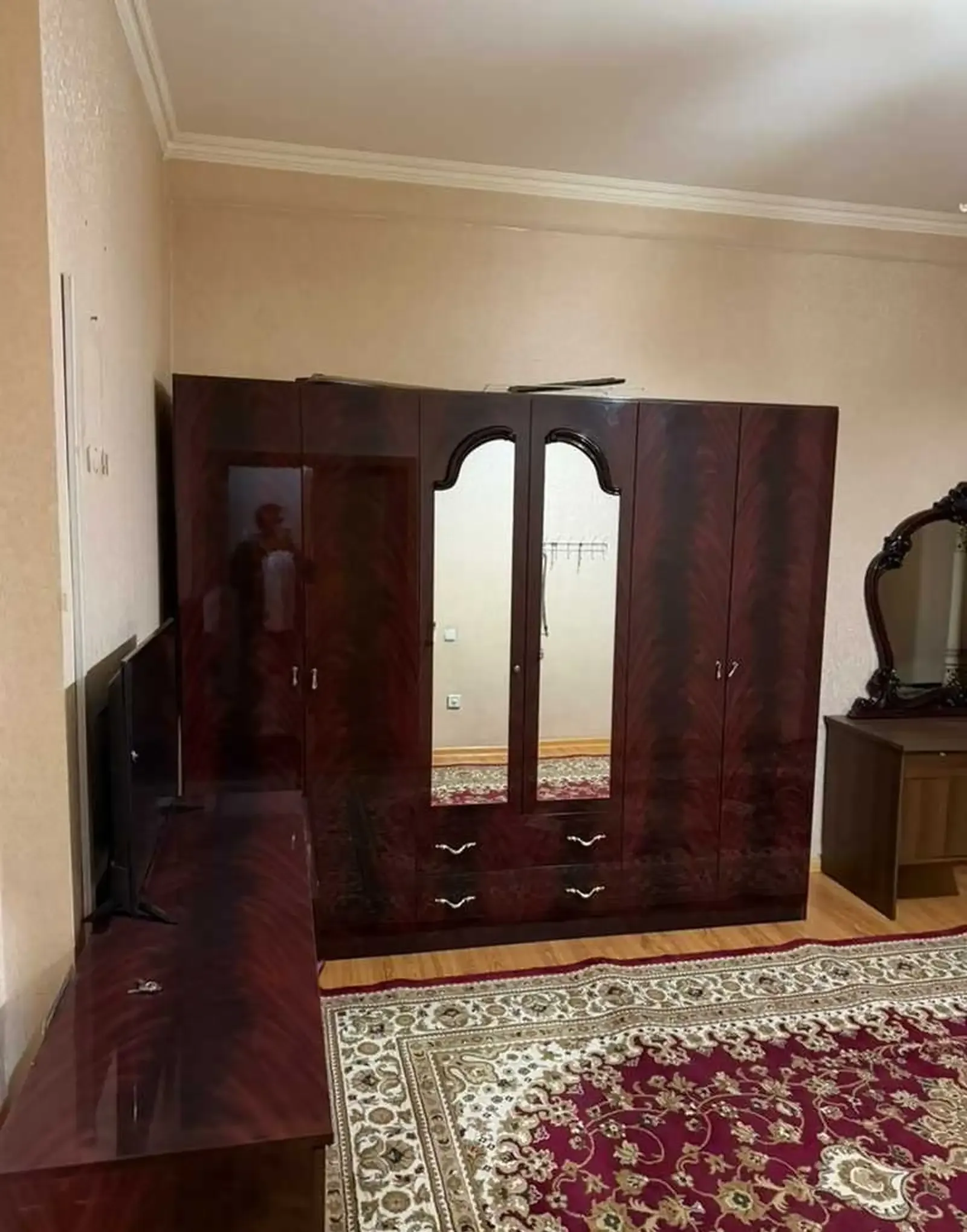 1-комн. квартира, 4 этаж, 55 м², И.Сомони — миниатюра 2