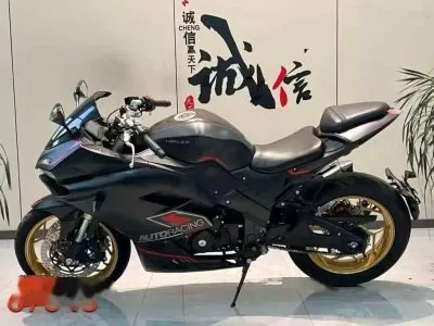 Мотоцикл Ducati — миниатюра 3