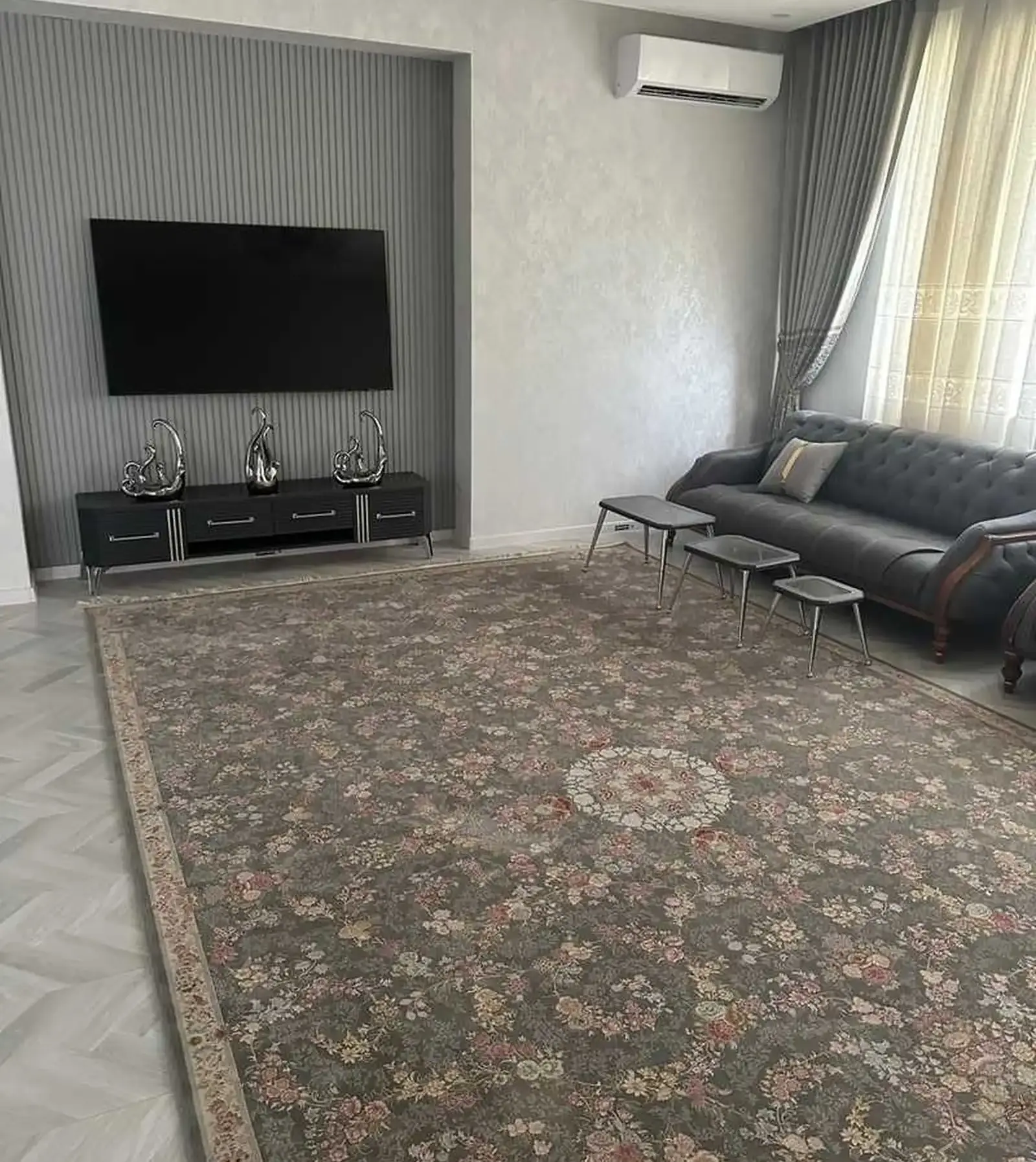 3-комн. квартира, 13 этаж, 150м², Исмоили Сомонӣ /Спартак доми Ёвар/