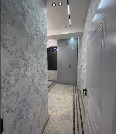 3-комн. квартира, 9 этаж, 60 м², Исмоили Сомони — миниатюра 1