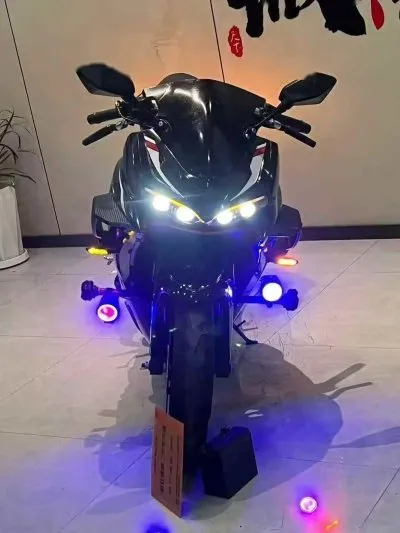 Мотоцикл Ducati — миниатюра 5
