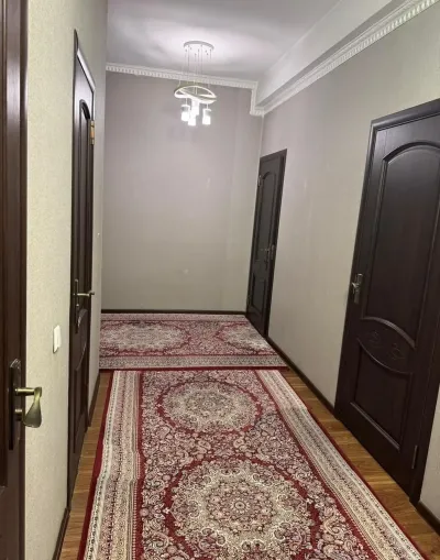 3-комн. квартира, 5 этаж, 102 м², Фирдавси — миниатюра 6