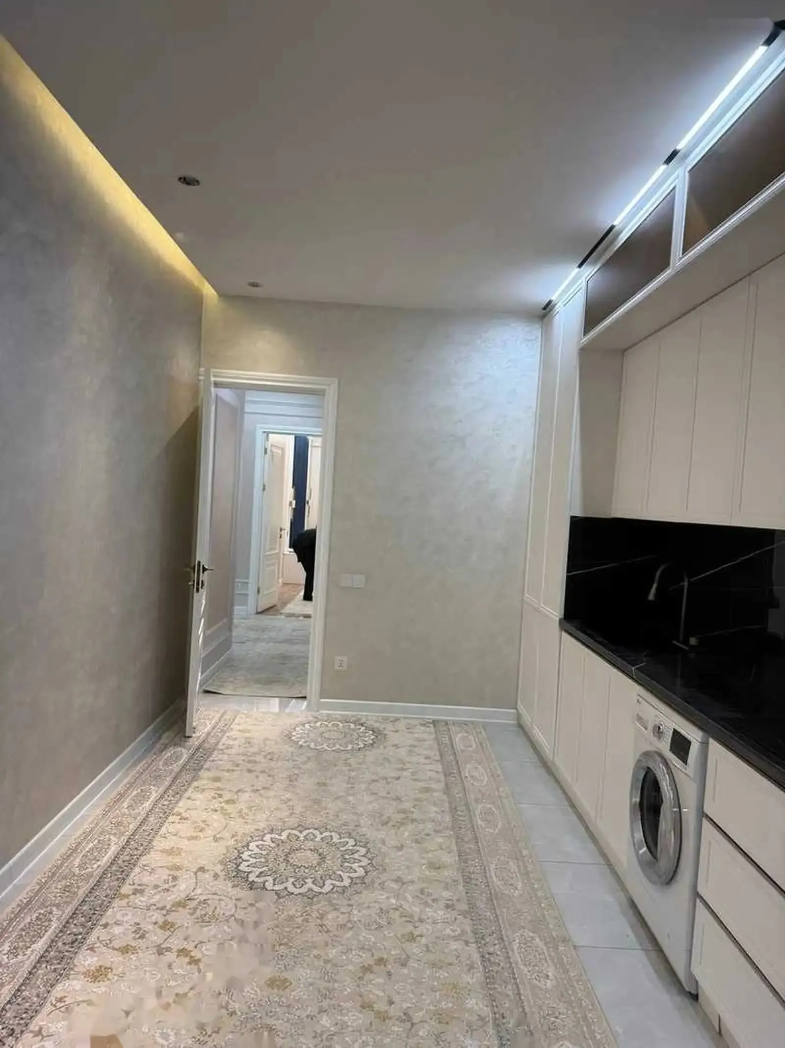 3-комн. квартира, 13 этаж, 120м², Овир — миниатюра 6