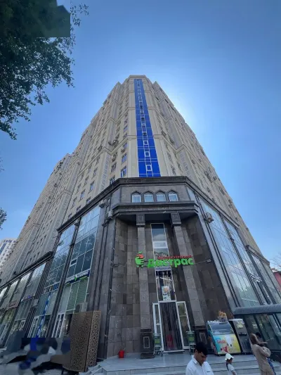 2-комн. квартира, 14 этаж, 64 м², Фирдавси — миниатюра 2