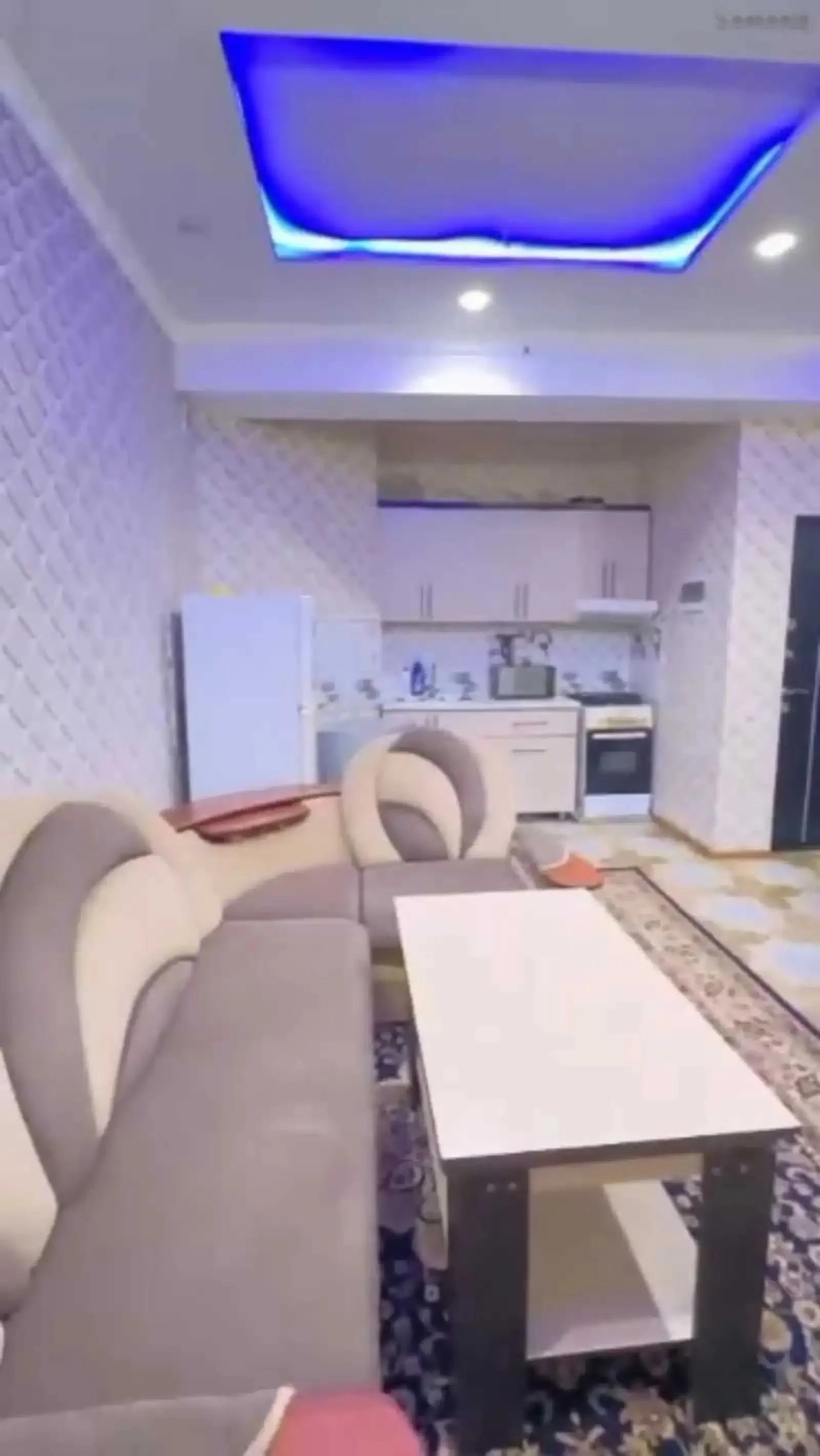 3-комн. квартира, 18 этаж, 68м², шохмансур — миниатюра 6