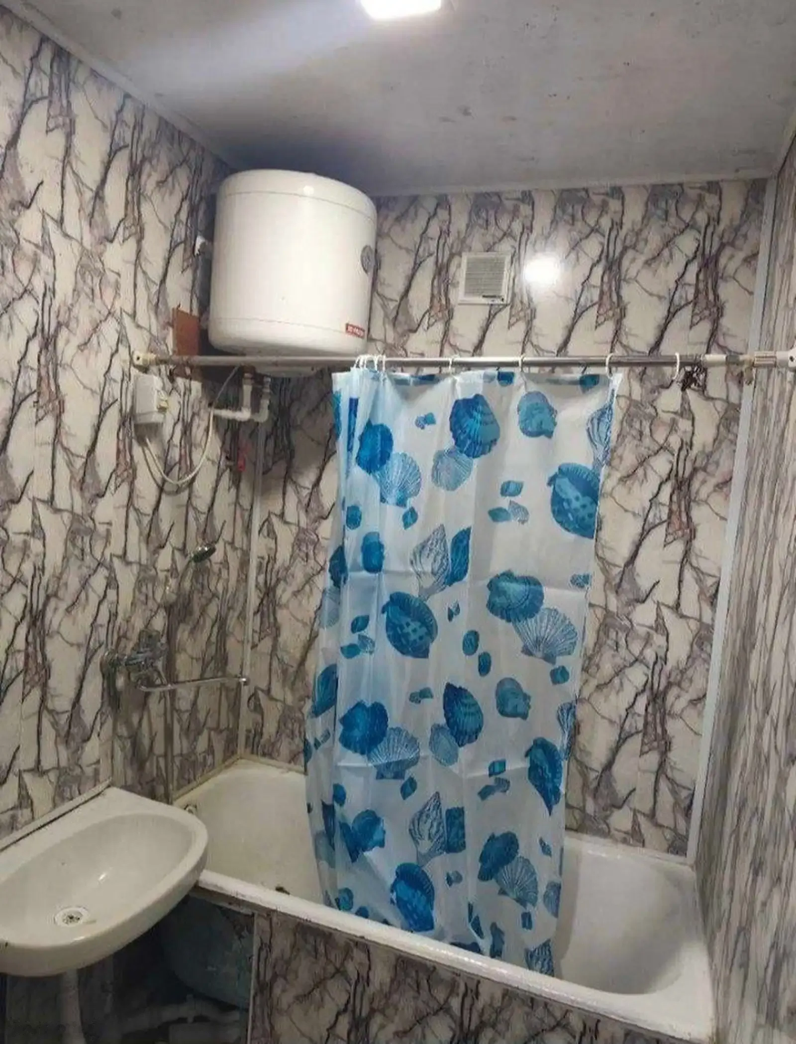 2-комн. квартира, 1 этаж, 50м², 32 микрорайон — миниатюра 5