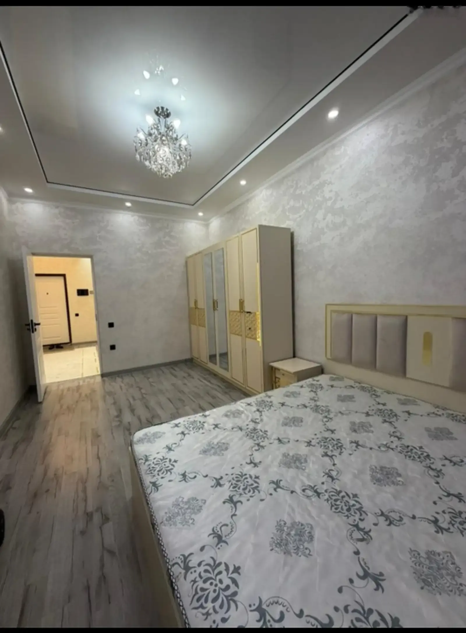 2-комн. квартира, 11 этаж, 69 м², 82 мкр — миниатюра 3
