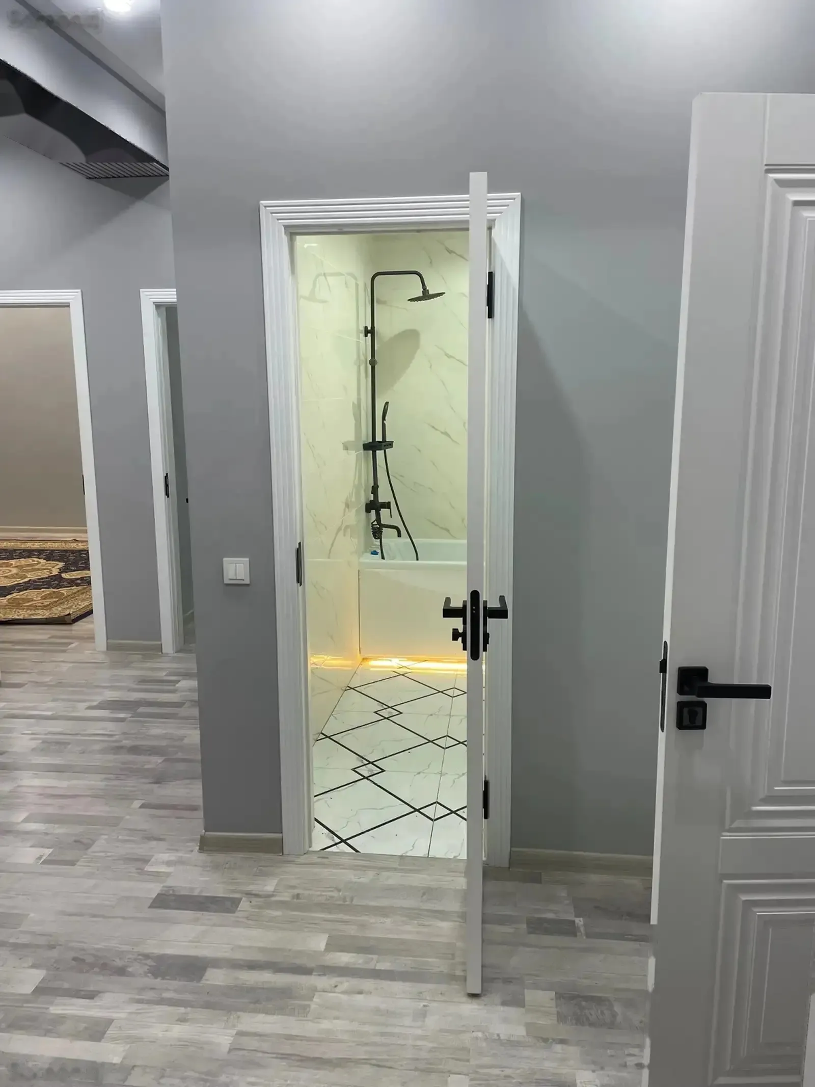 2-комн. квартира, 10 этаж, 70м², И.Сомони — миниатюра 1