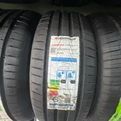 Накладка бампер Toyota 55