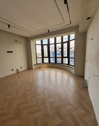 5-комн. квартира, 10 этаж, 170 м², И Сомони