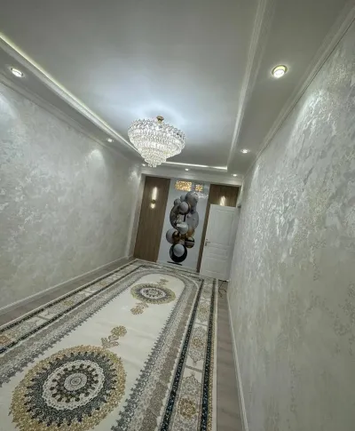 3-комн. квартира, 13 этаж, 60 м², Молодежный — миниатюра 1