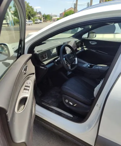 BYD Sea Lion 06, 2025