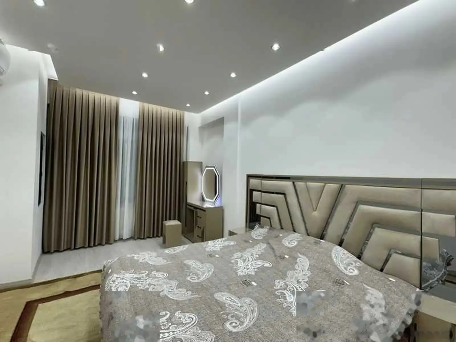 2-комн. квартира, 12 этаж, 92м², И.Сомони — миниатюра 1