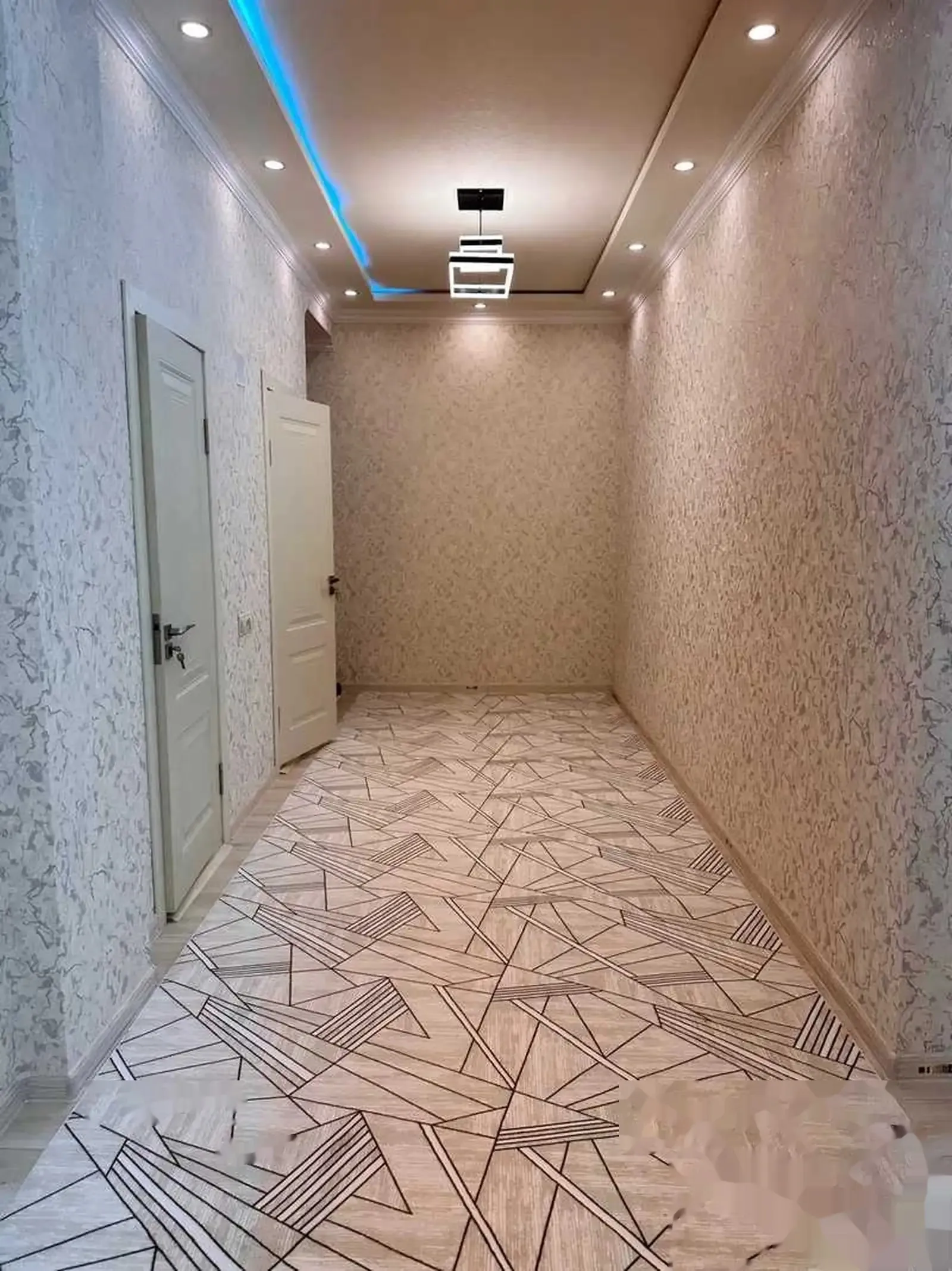 2-комн. квартира, 9 этаж, 80м², И.Сомони, бозори Мехргон — миниатюра 2
