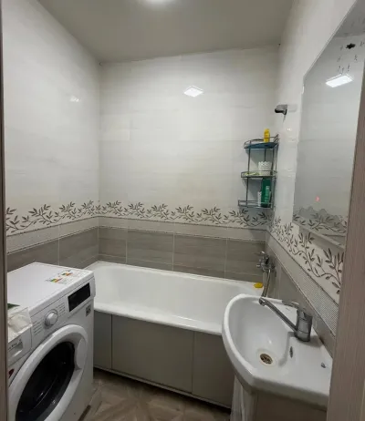2-комн. квартира, 8 этаж, 52 м², 33мкр, пушти китайская стена — миниатюра 4