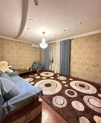 3-комн. квартира, 4 этаж, 74 м², Фирдавси — миниатюра 3