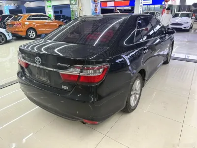 Toyota Camry, 2016