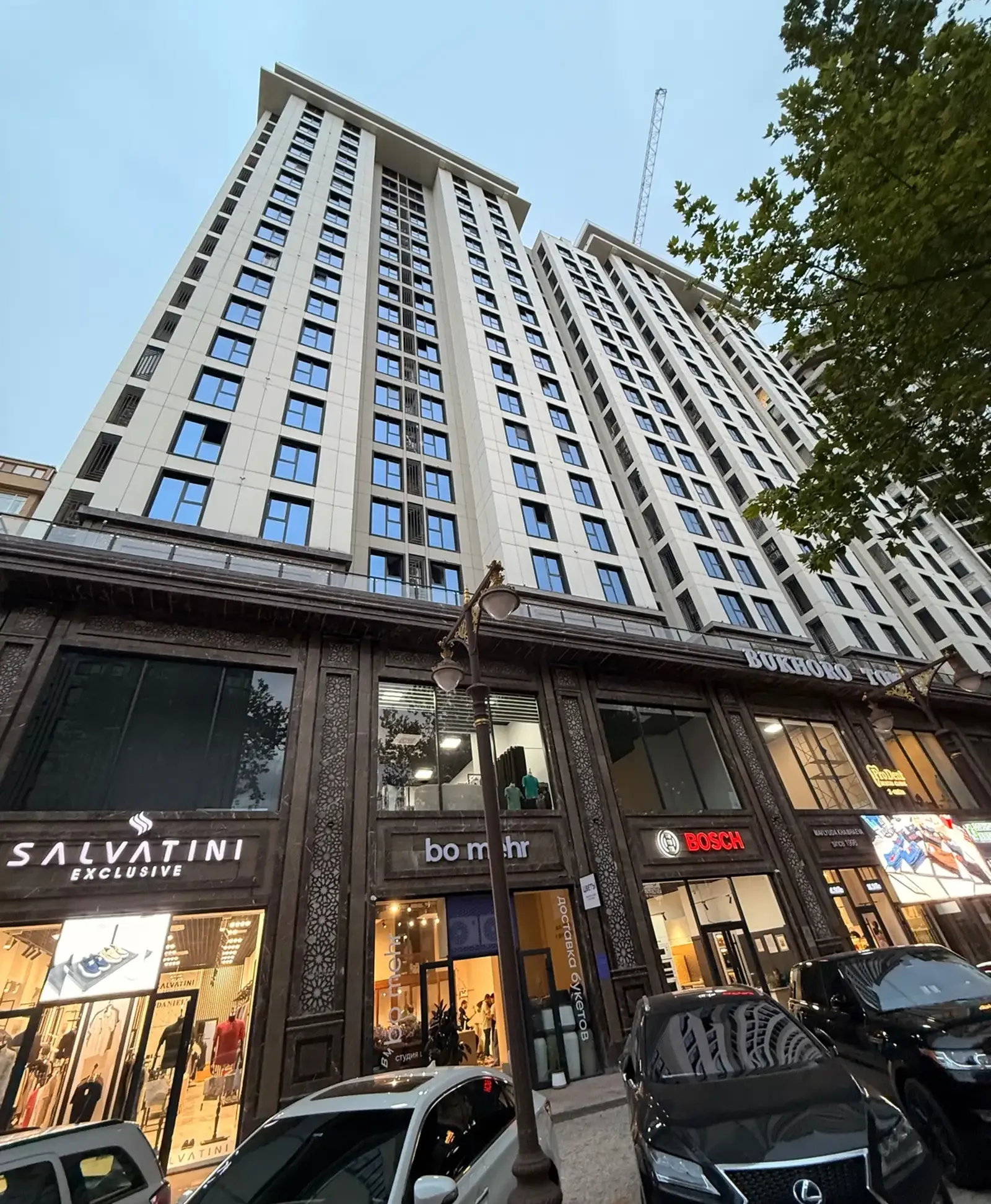3-комн. квартира, 17 этаж, 89 м², Бывшая Сафина, Поликлиника 1