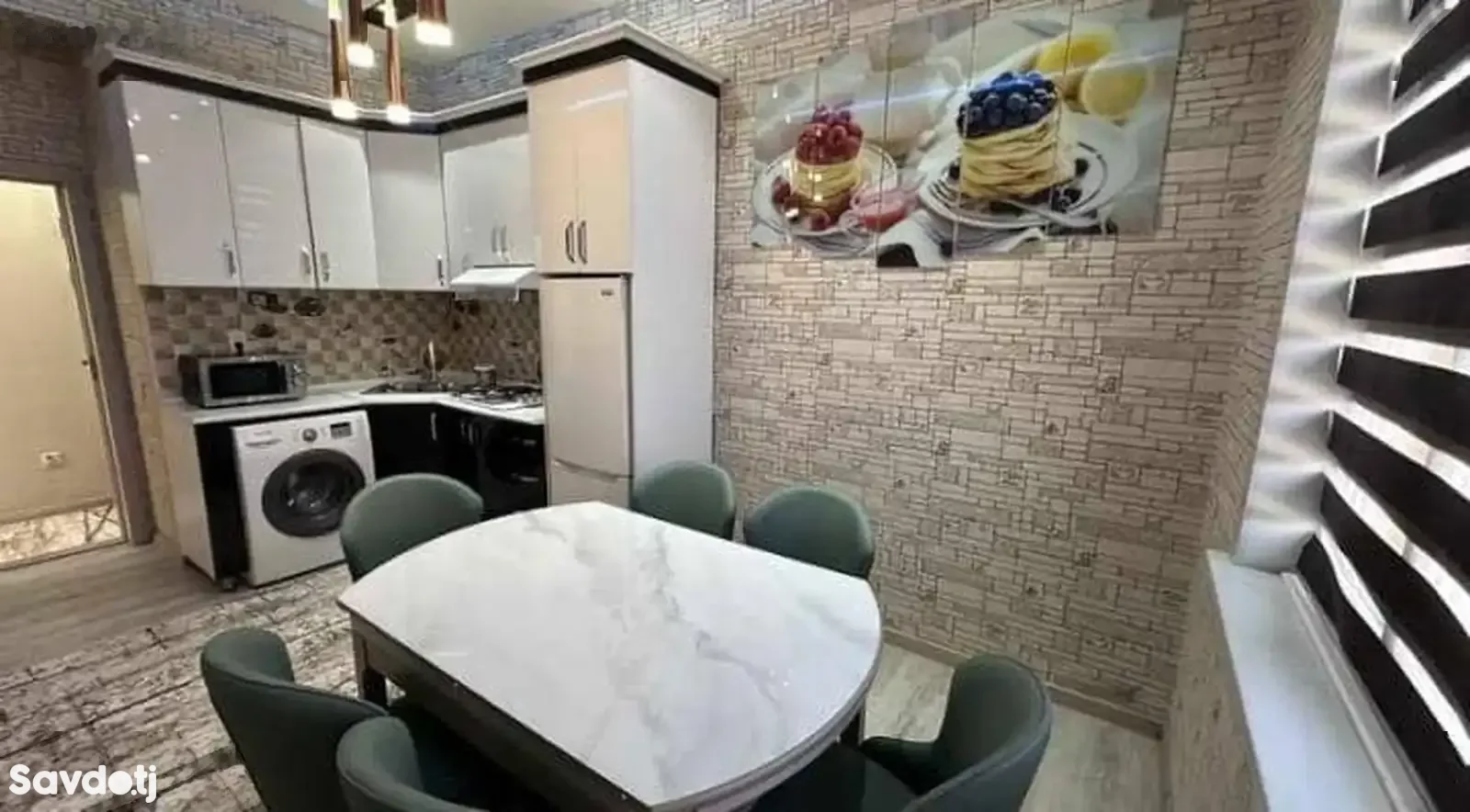 3-комн. квартира, 3 этаж, 122м², 19 микрорайон