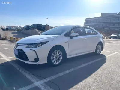 Toyota Camry, 2016