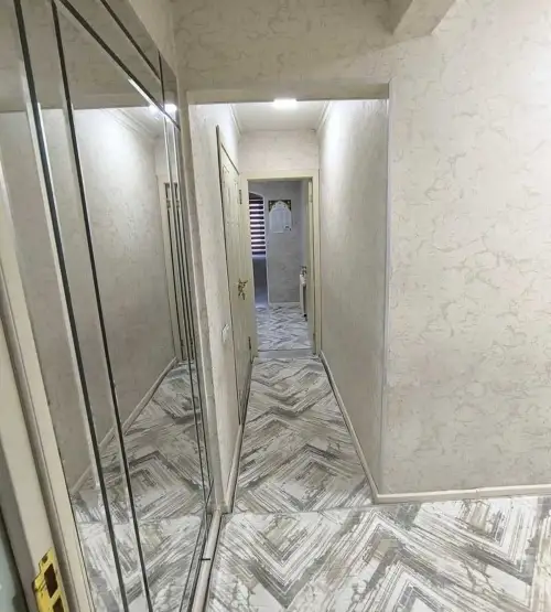 5-комн. квартира, 3 этаж, 90 м², Фирдавси — миниатюра 3